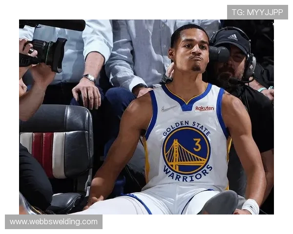 曼联控场能力持续下滑,全队攻防失序问题逐步反映